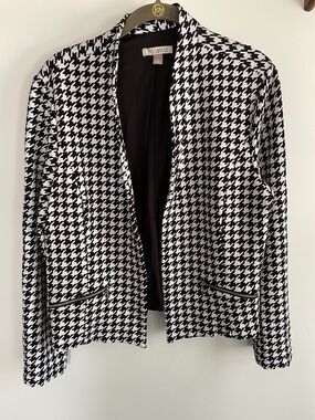 Roz & Ali Black and White Houndstooth Open-Front Blazer